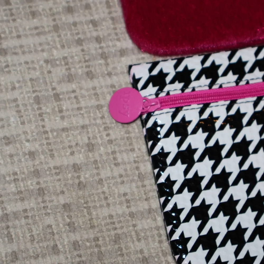 2/$10 Ipsy 1 Pink Fuzzy Textured and 1 Houndstooth Glam/Makeup Bags.